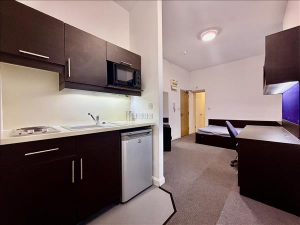 The Square - North Road East